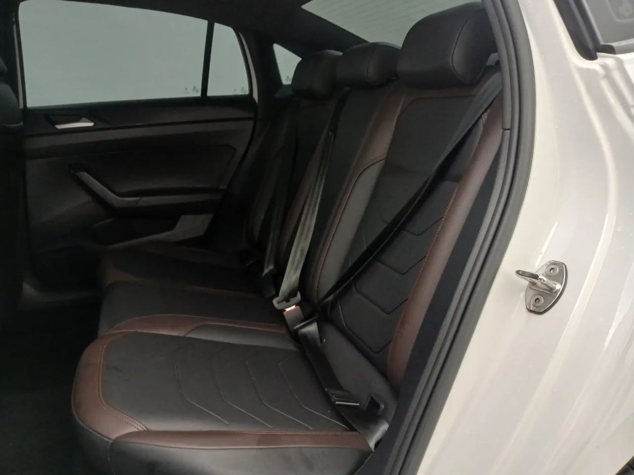 Volkswagen Virtus Highline 200 TSI 1.0 Flex 12V Aut, foto 17 de 18