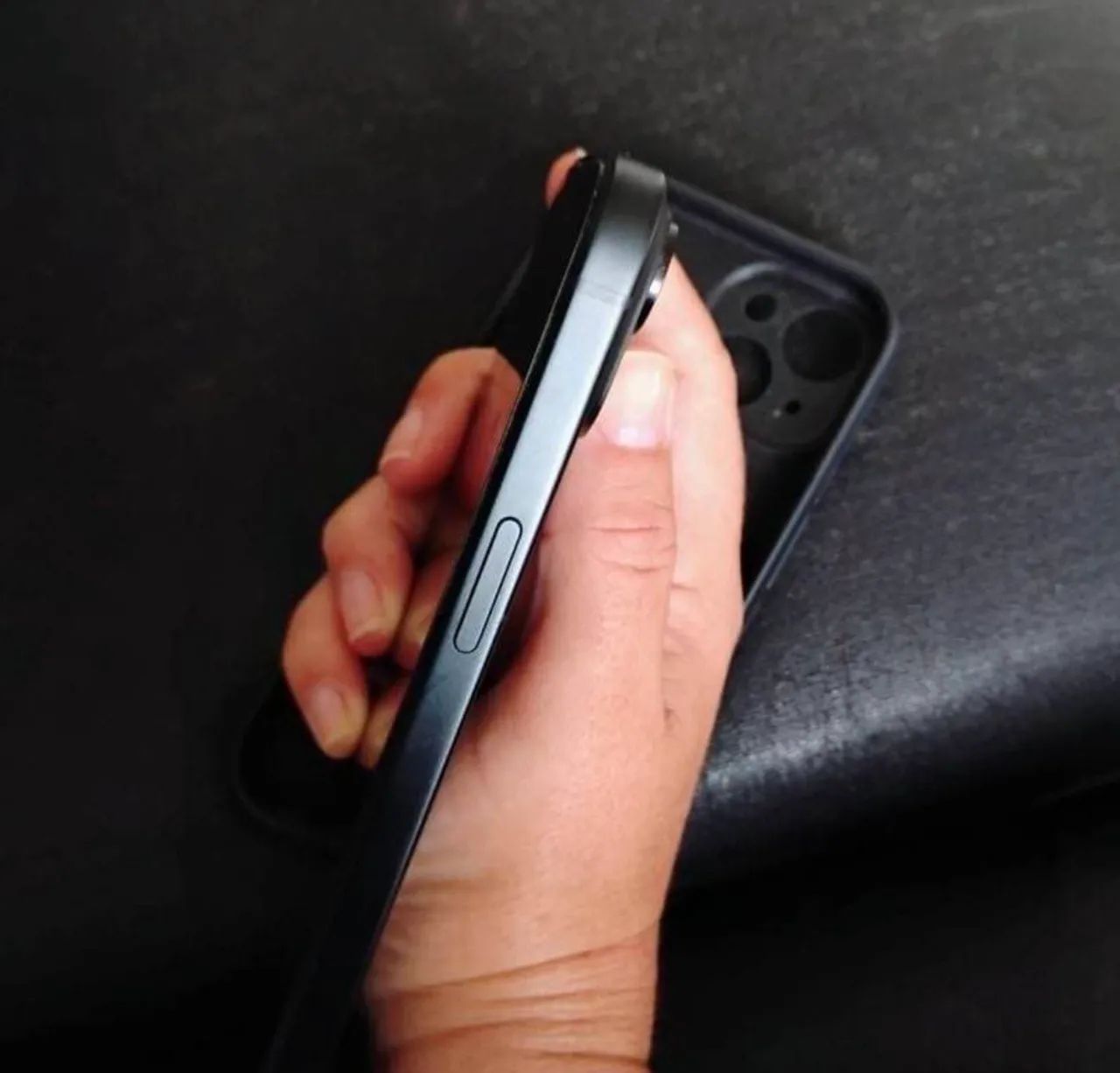 iPhone 15 256G - Foto 2