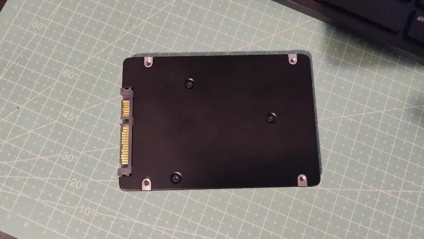 SSD Samsung PM871b 512GB - Foto 2
