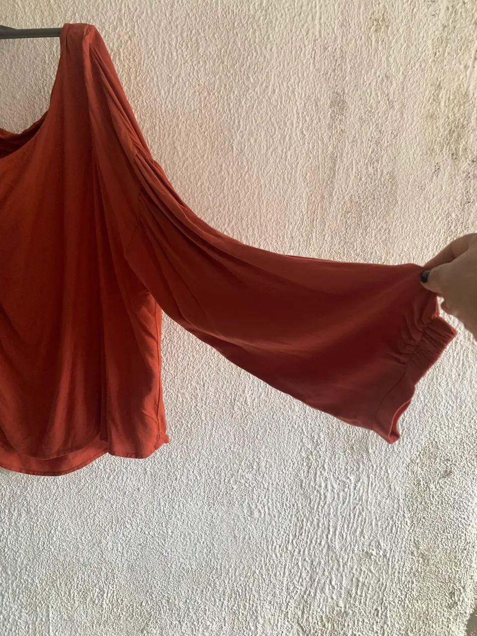 Blusa figada estilo bata tecido viscose na cor mostarda tamanho 46a 48