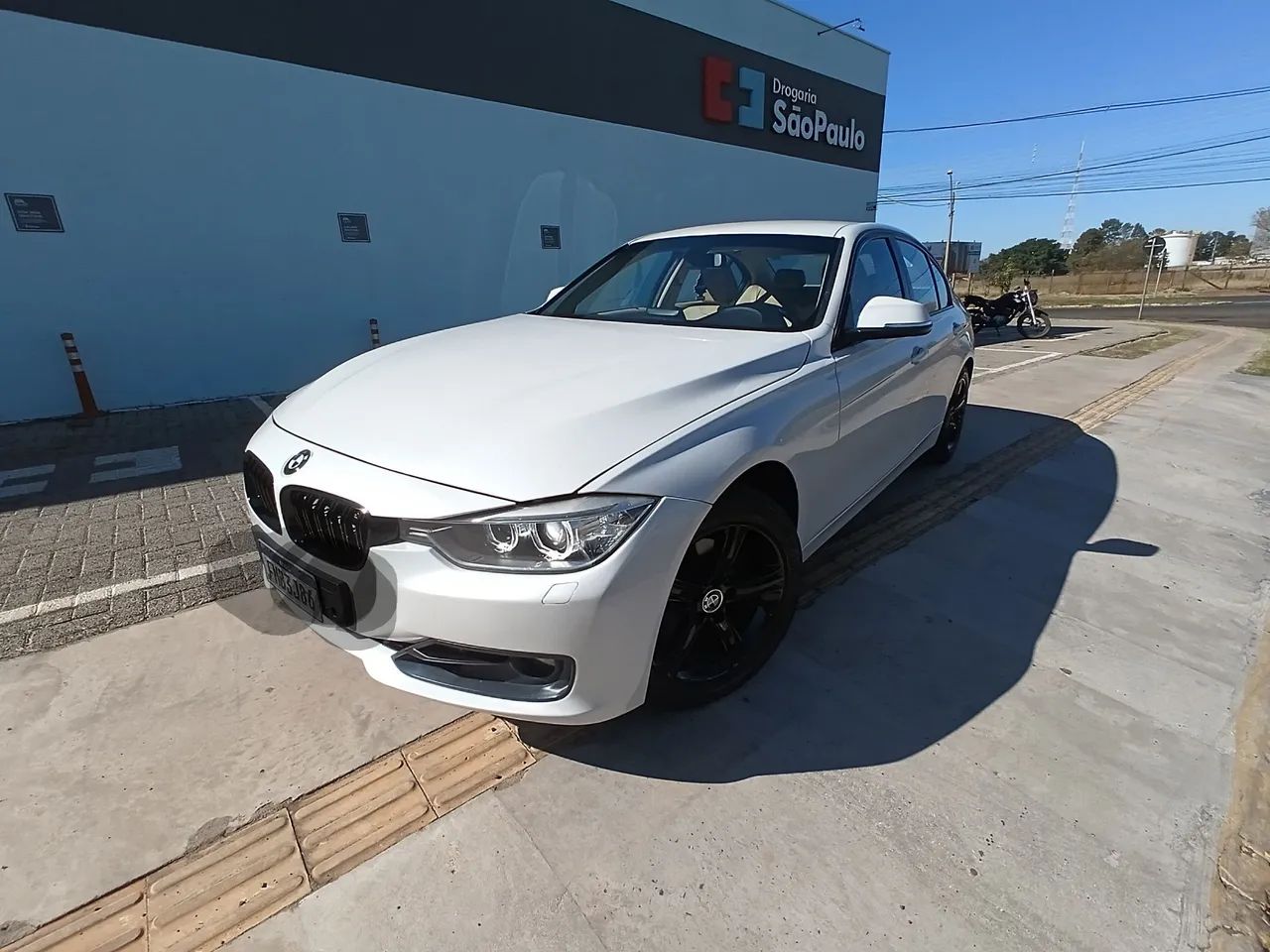 BMW 320I A 2.0 Turbo/activeflex 16V 184cv 4P 2015
