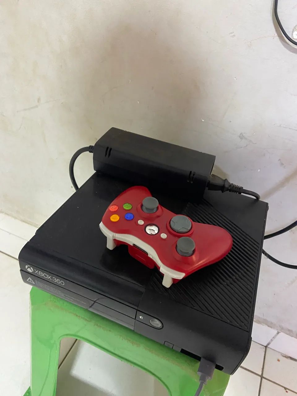 Xbox 360 E Desbloqueado + 19 Jogos