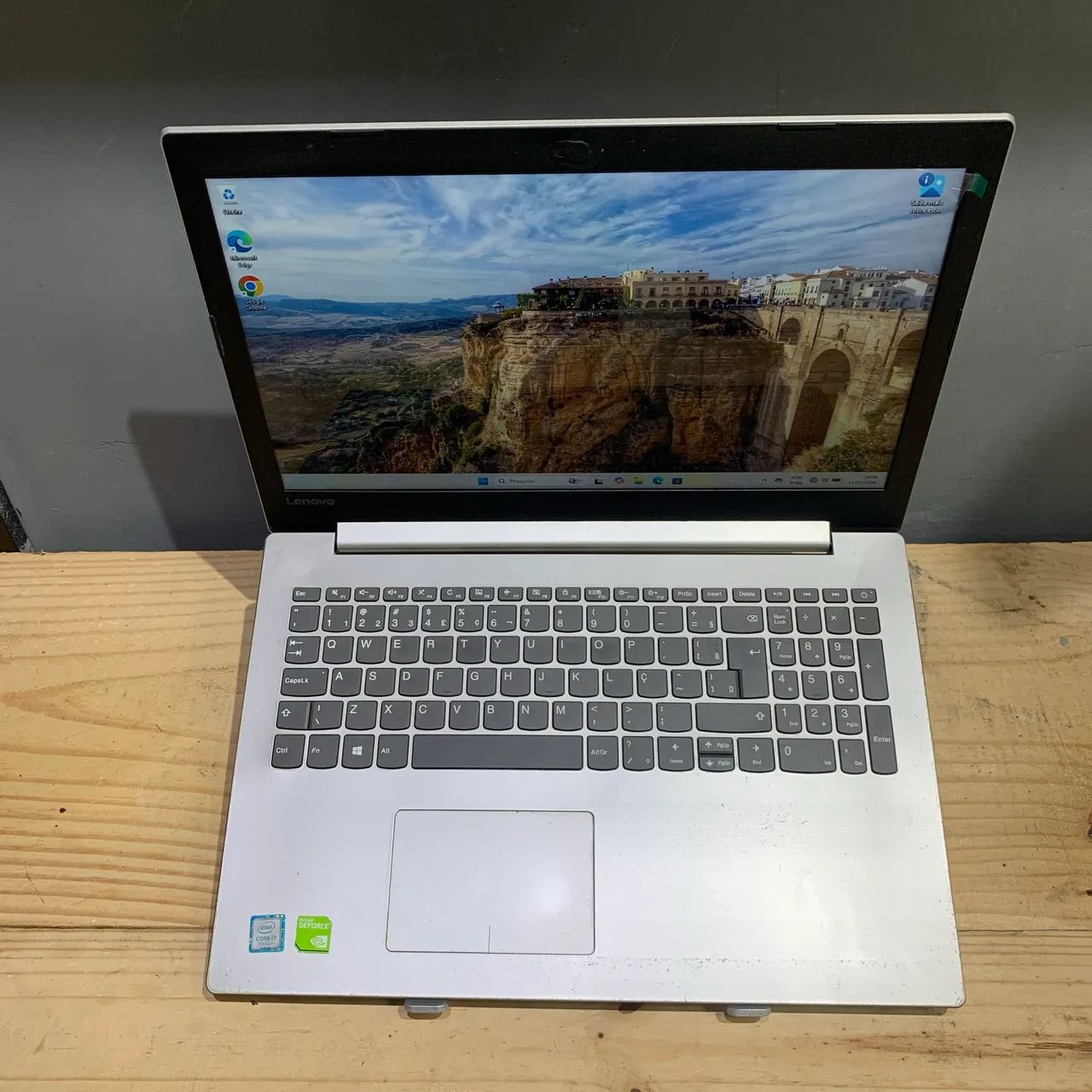 Notebook Lenovo core i7 com placa de vídeo  - Foto 5