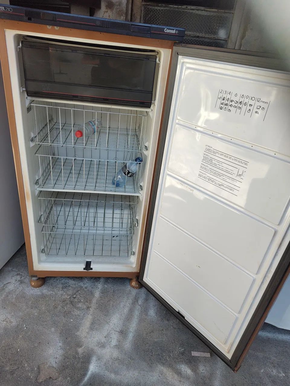 Freezer vertical 220v - Foto 3