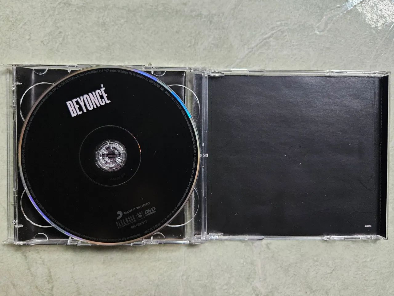 Beyonce (2013) Standard Edition - Foto 5