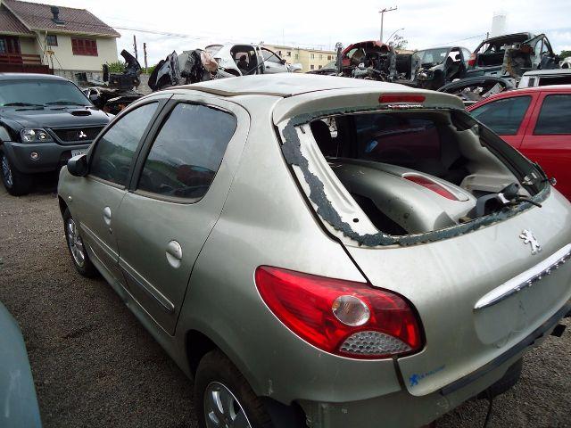 Peças usadas Peugeot 207 1.4 8V Flex 82CV 2011 manual