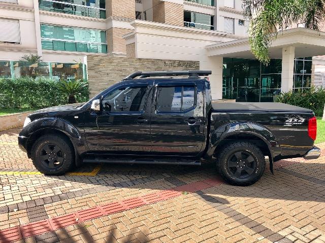 Nissan Frontier 2.5 LE 4x4 Automática Impecável - Foto 5