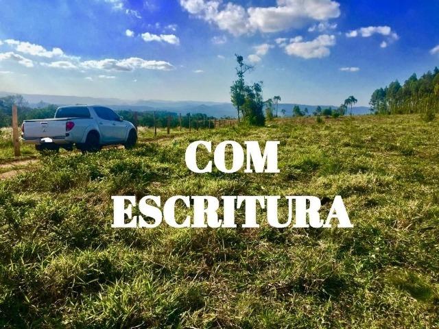 Parcelo Sem Juros!! Lindíssima Chácara Escriturada com uma Vista Incrível !!