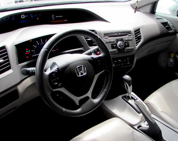 Honda Civic Sedan LXR 2.0 Flexone 16V Aut. 4p FLEX AUTOMÁT - Foto 3