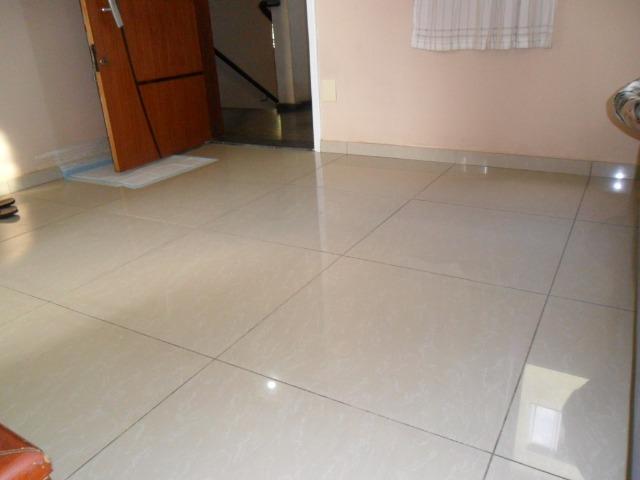 Urgente -Òtimo apto em Porcelanato,rebaixamento em gesso,pia+bancada Granito-Só R$ 95 Mil - Foto 9