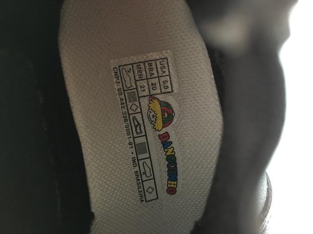 2 sapatos infantis TAM 20 por 30,00 - Foto 5