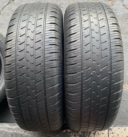 Pneus 265/70/16 savero meia vida sem defeitos (não são riscados) aro 16