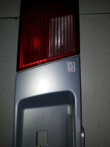 Aplique Tampa Traseira Volkswagen Santana 2000 Original - Foto 3