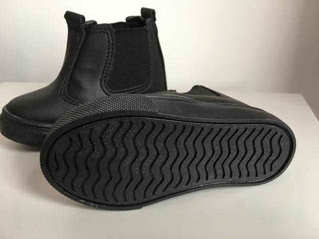 2 sapatos infantis TAM 20 por 30,00 - Foto 6