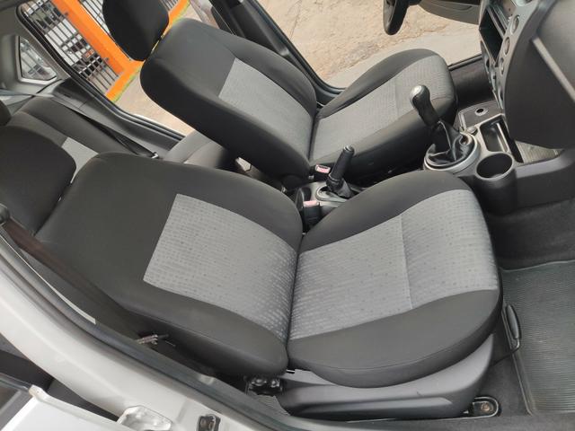 Ford fiesta 1.6 completo 2014 impecável - Foto 11