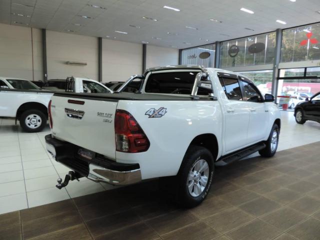 Toyota Hilux 2.8 CD SRV 4X4 Diesel Aut. - Foto 6