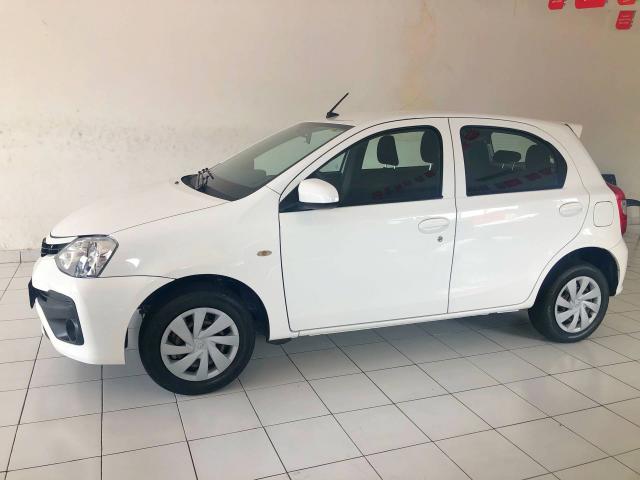 TOYOTA ETIOS 1.3 FLEX 16V 5P MEC. 2018 - 780881841  OLX