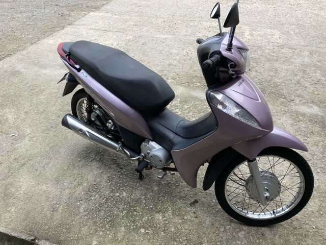 HONDA BIZ 125 ES 2011