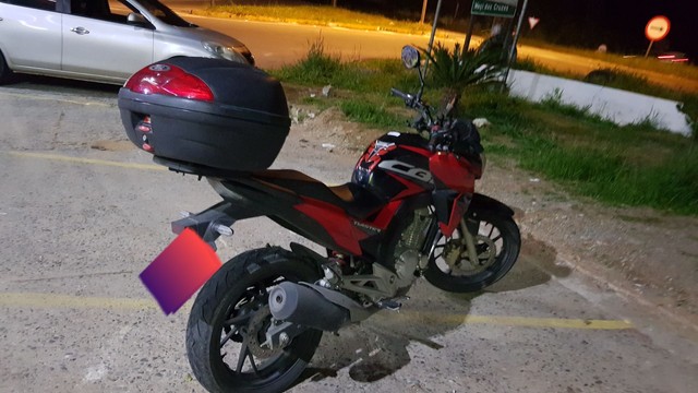 HONDA CB 250 2019.