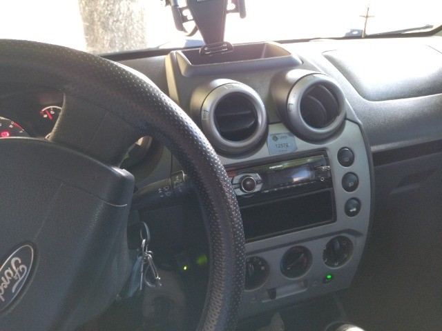 FIESTA SEDAN