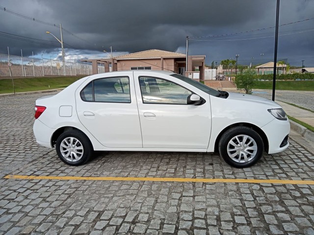 LOGAN 2020, COM KIT GÁS $53.000