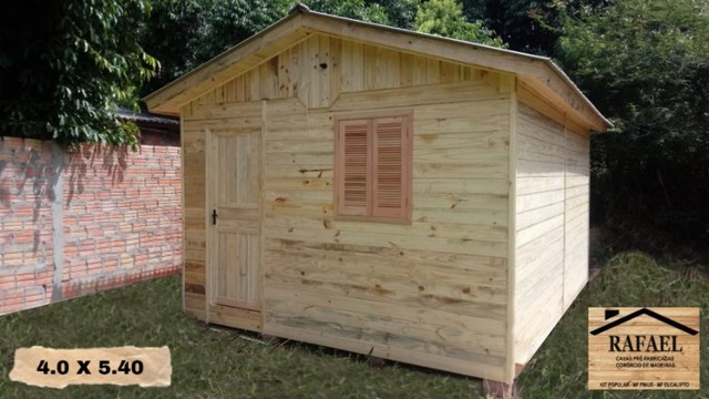 Casa Pré-Fabricada M/F de Pinus com banheiro Área Externa