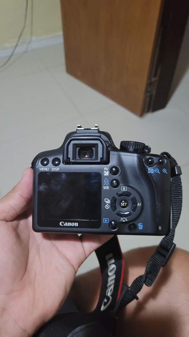 canon 1000d olx