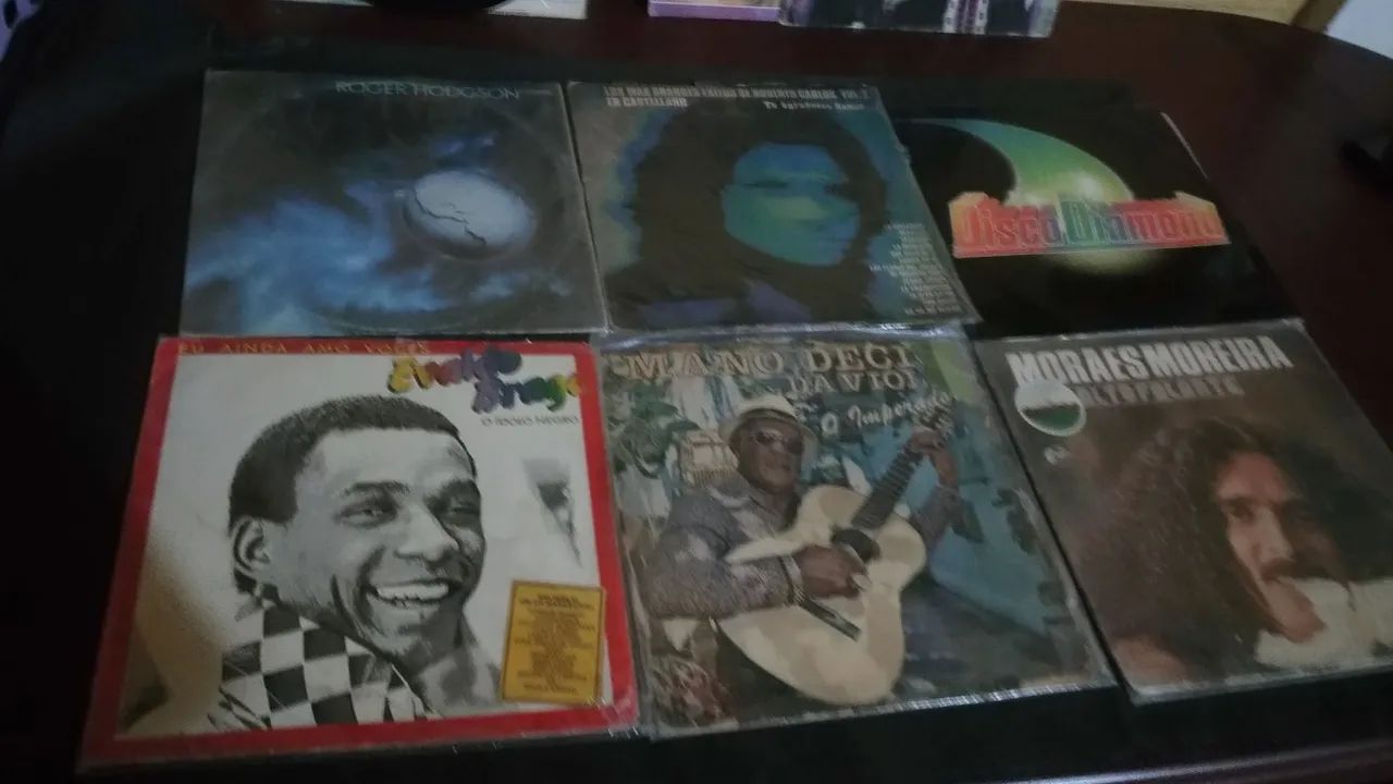 Roger Hodgson Lp disco de vinil, capa e disco em bom estado. E outros.