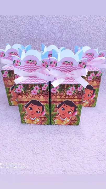 Caixinha meia bala pra festa de aniversário Moana baby