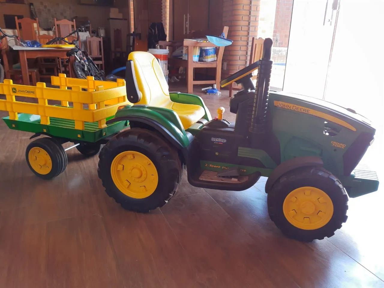 Moto BMW e Trator John Deere elétrico  - Foto 4