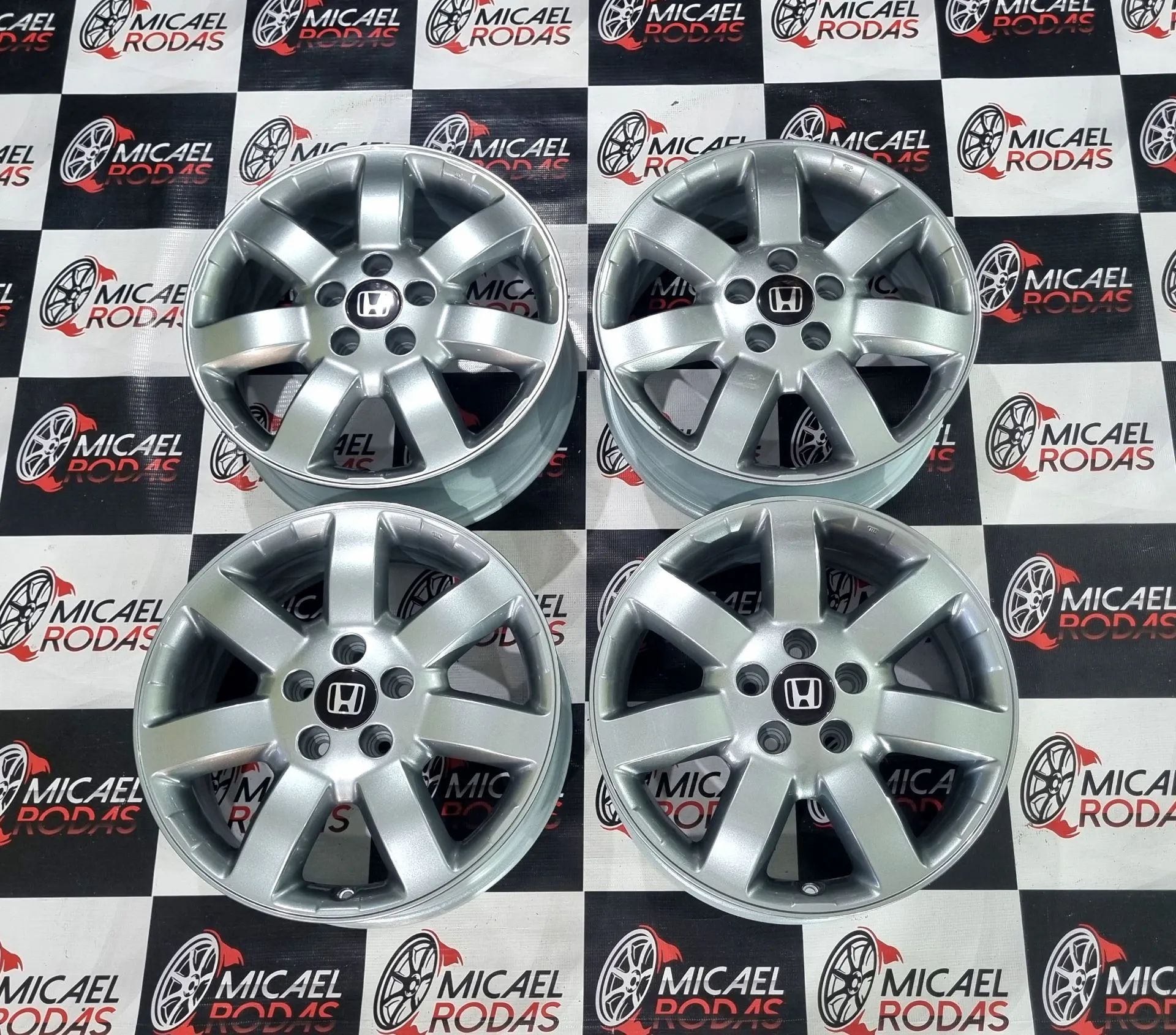 Jogo de rodas aro 17" Honda CR-V CRV 5x114 + Pintura Nova  - Foto 10