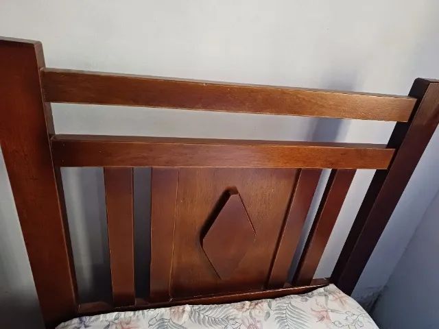 Cama de Solteiro Rústica em Madeira Maciça Forte Resistente - Foto 3