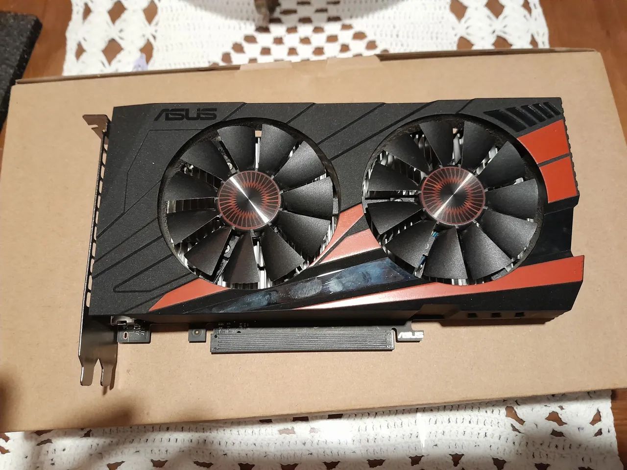 Placa de video ASUS GTX-950 2G 
