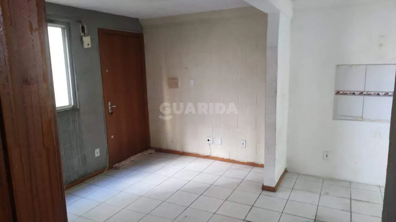 Apartamento com 2 dormitórios e 1 vaga de garagem no bairro Agronomia