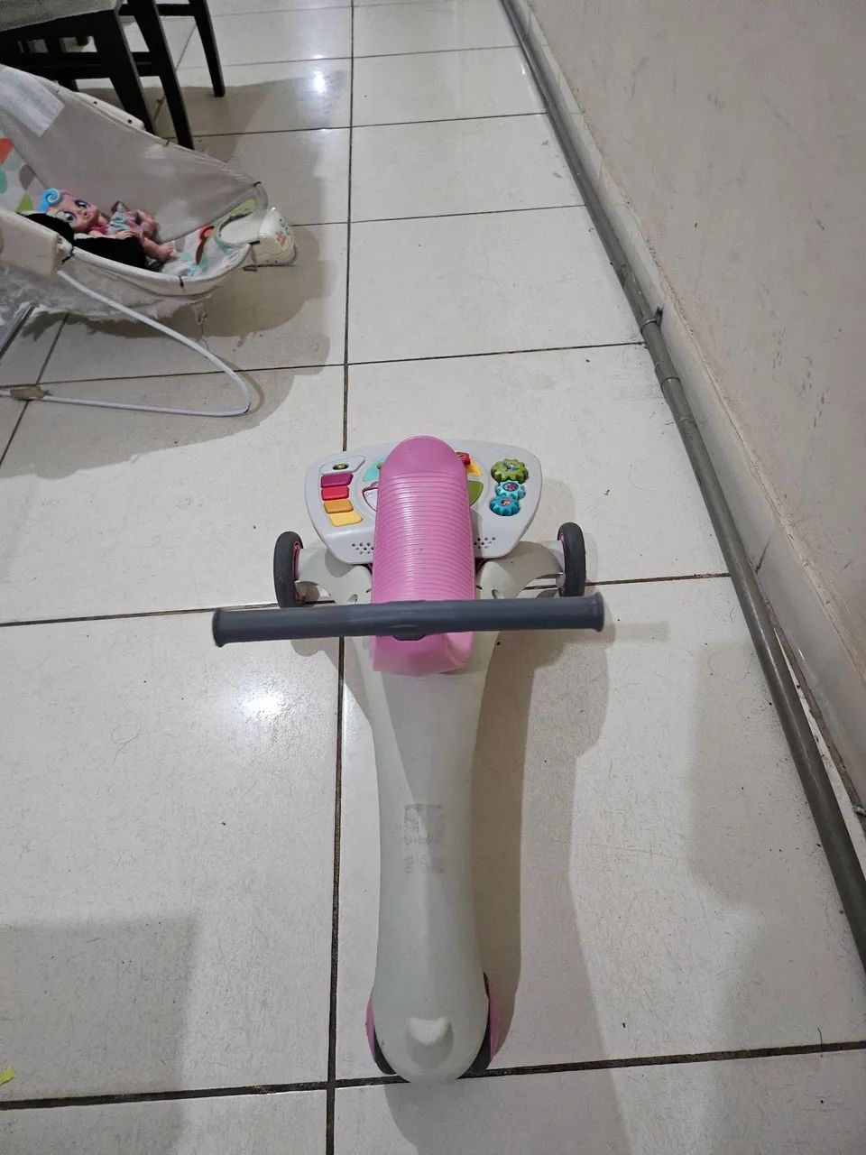 Andador Infantil Interativo com Música e Luzes - Foto 4