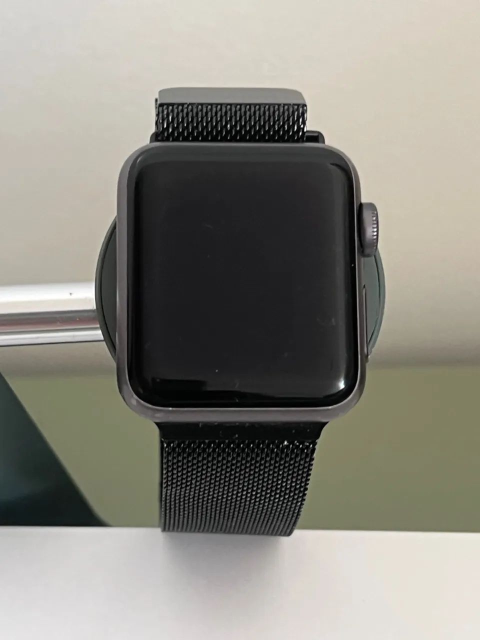 Apple Watch Series 3 com pulseira Milanese