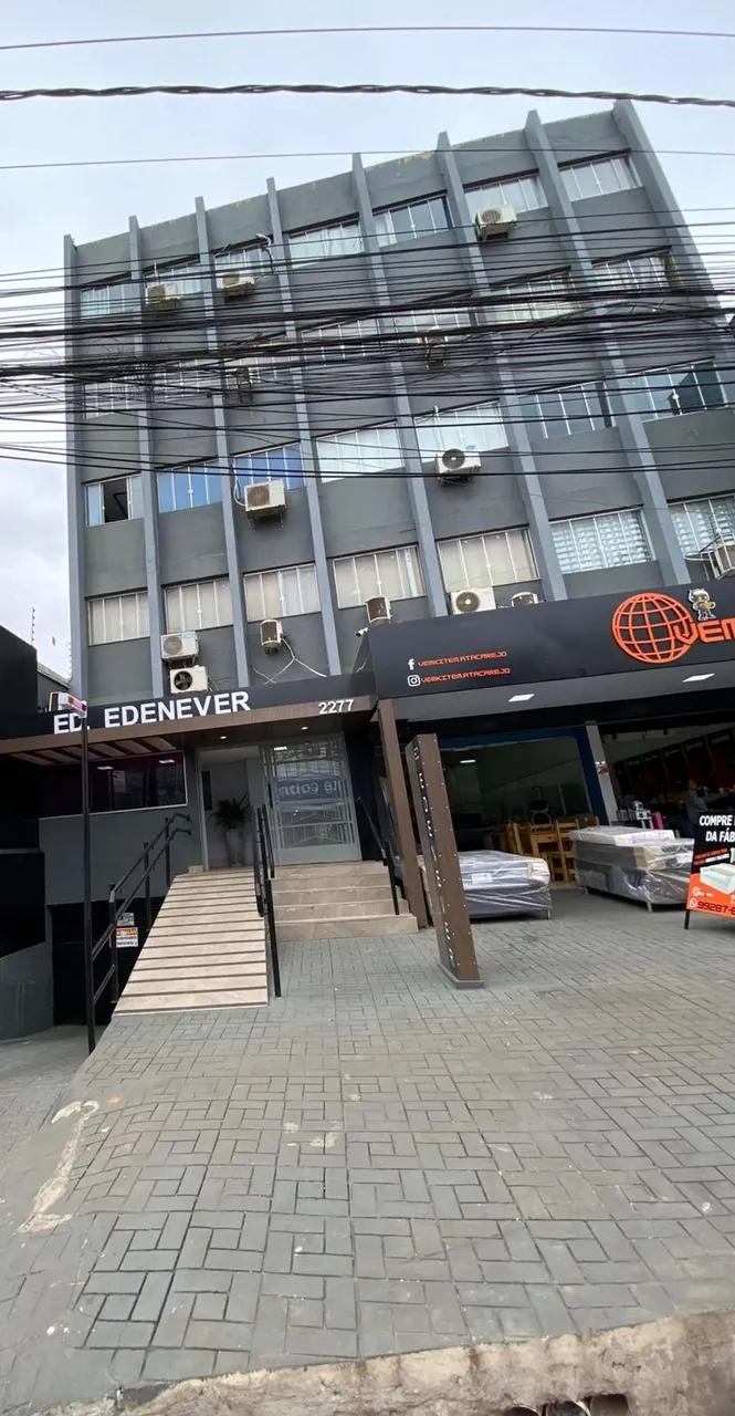 Aluga-se sala comercial na AV. Couto Magalhães - Centro VG - Com estacionamento !
