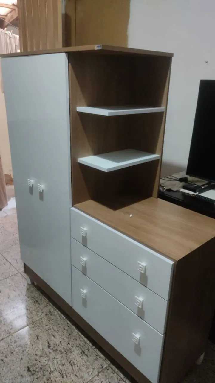 Guarda-Roupa Infantil com Prateleiras e Gavetas