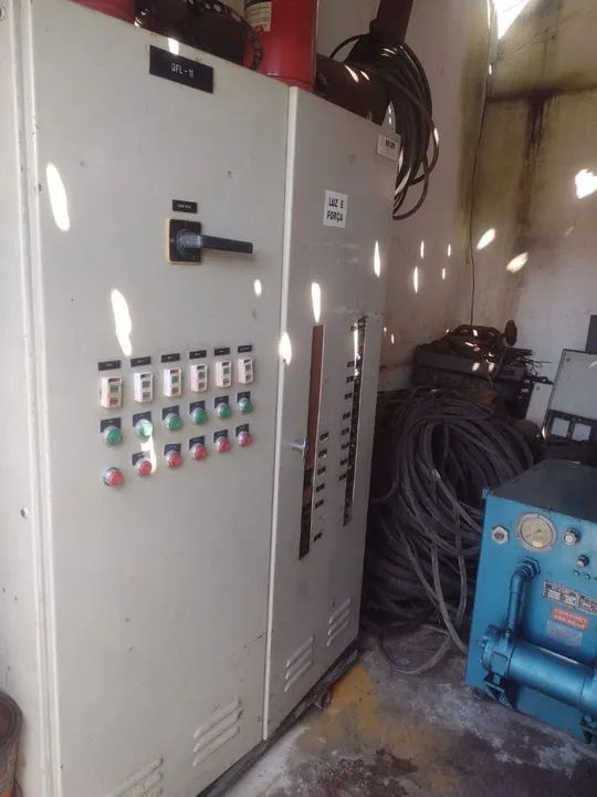 Escavadeira 25 ton. compressor ar 120 pés ,Gerador 250 kwa, Caçamba Basc p/ Rocha. - Foto 4