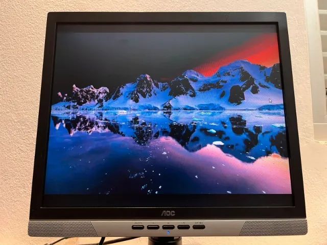 Monitor AOC 17" Polegadas Pé Preto Modelo 712Sa - Foto 2