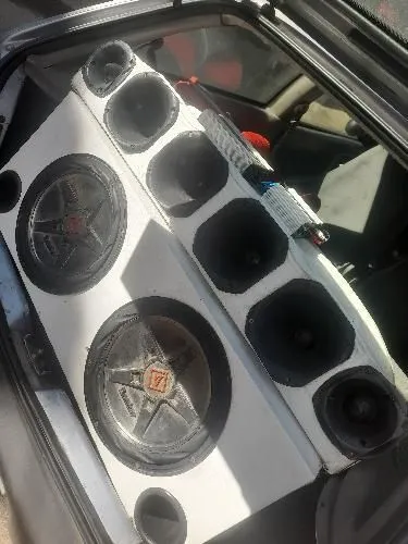 Caixa de Som Automotivo Potente