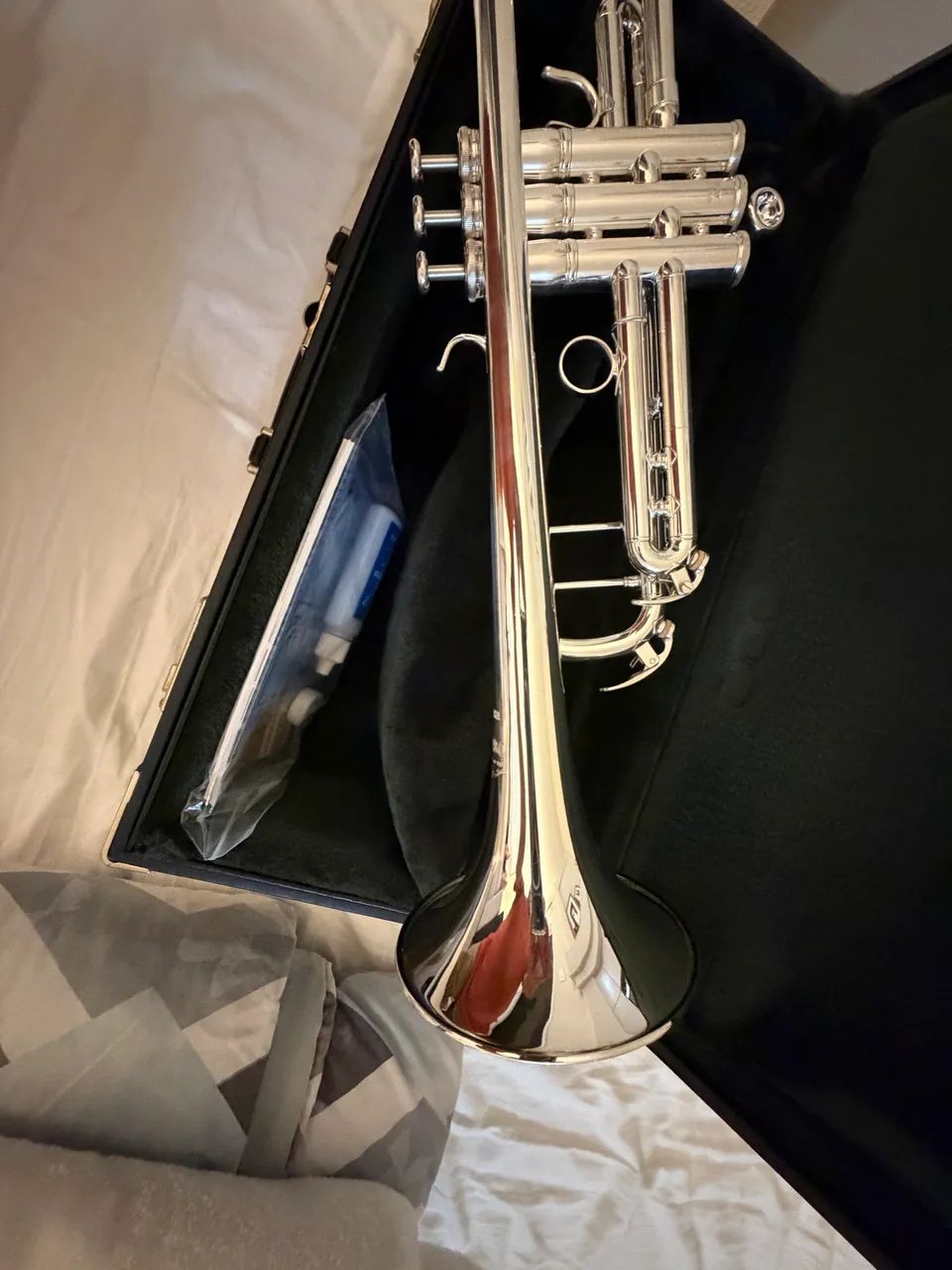 Trompete yamaha ytr 8335S XENO ,made in Japan - Instrumentos