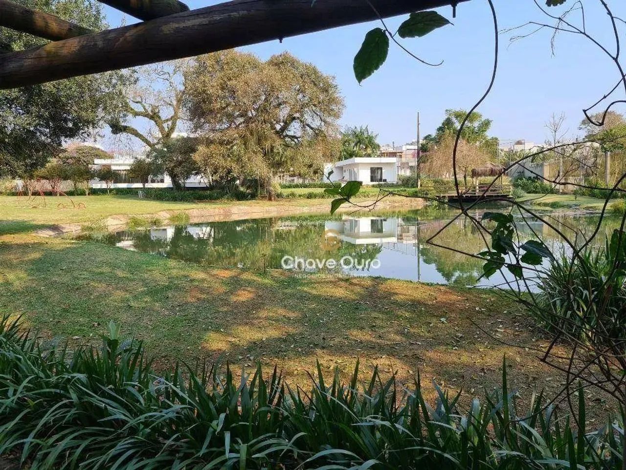 TTerreno em Condomínio fechado, Jardins de Monet, medindo 325m². - Foto 5
