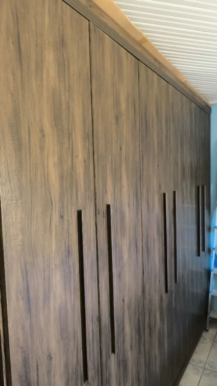 Guarda Roupa 6 portas 64352958921602120