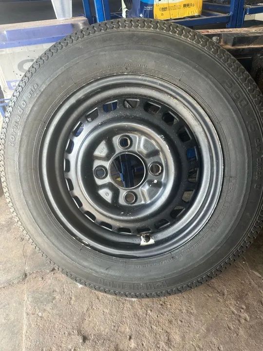 Pneu completo de fusca 