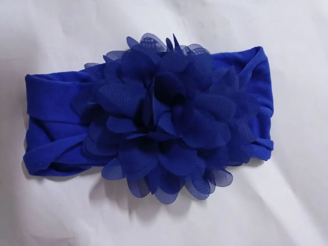 3 Faixas de Cabelo com Flores - Vermelha, Azul e Rosa - Foto 3