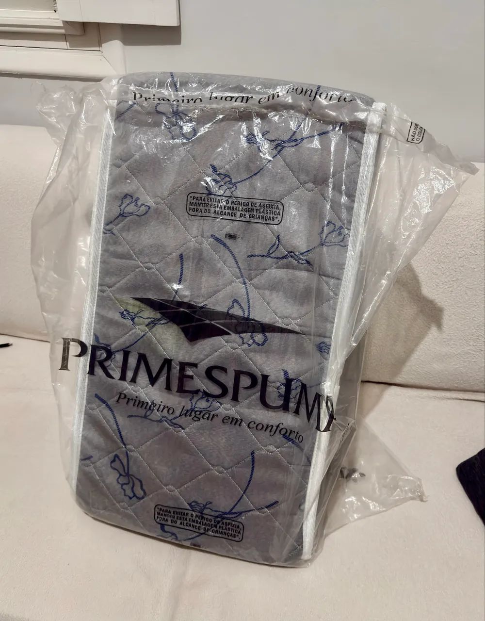 Suave Encosto travesseiro triangular