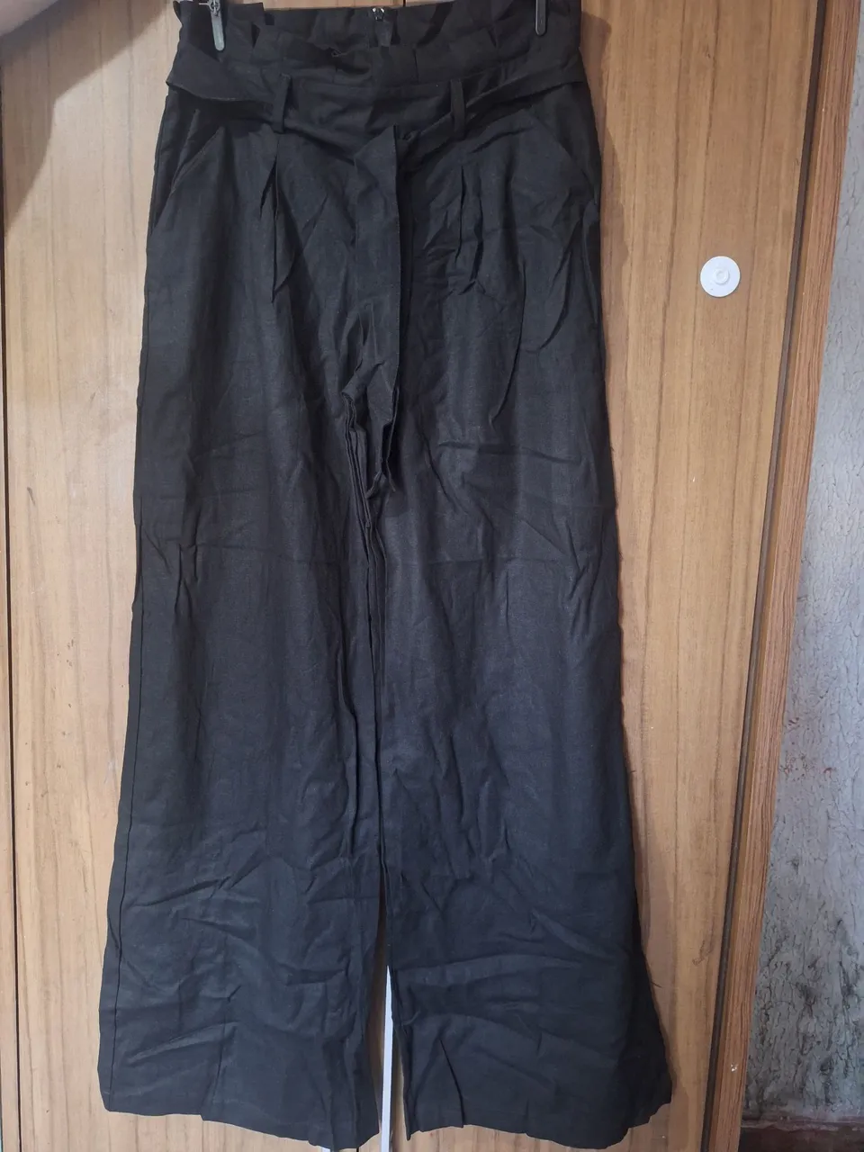 Calça pantalona preta G, nova. 