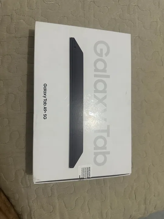 Tablet A9 Plus 5G + Case teclado