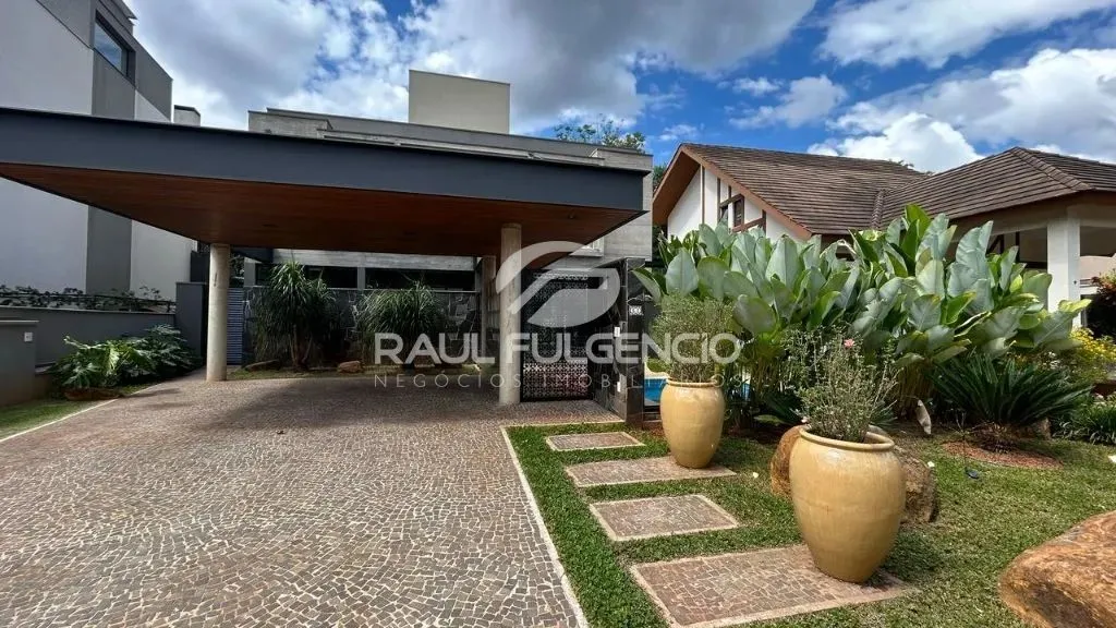 Sobrado no Alphaville 2 com 4 quartos , espaço gourmet e piscina